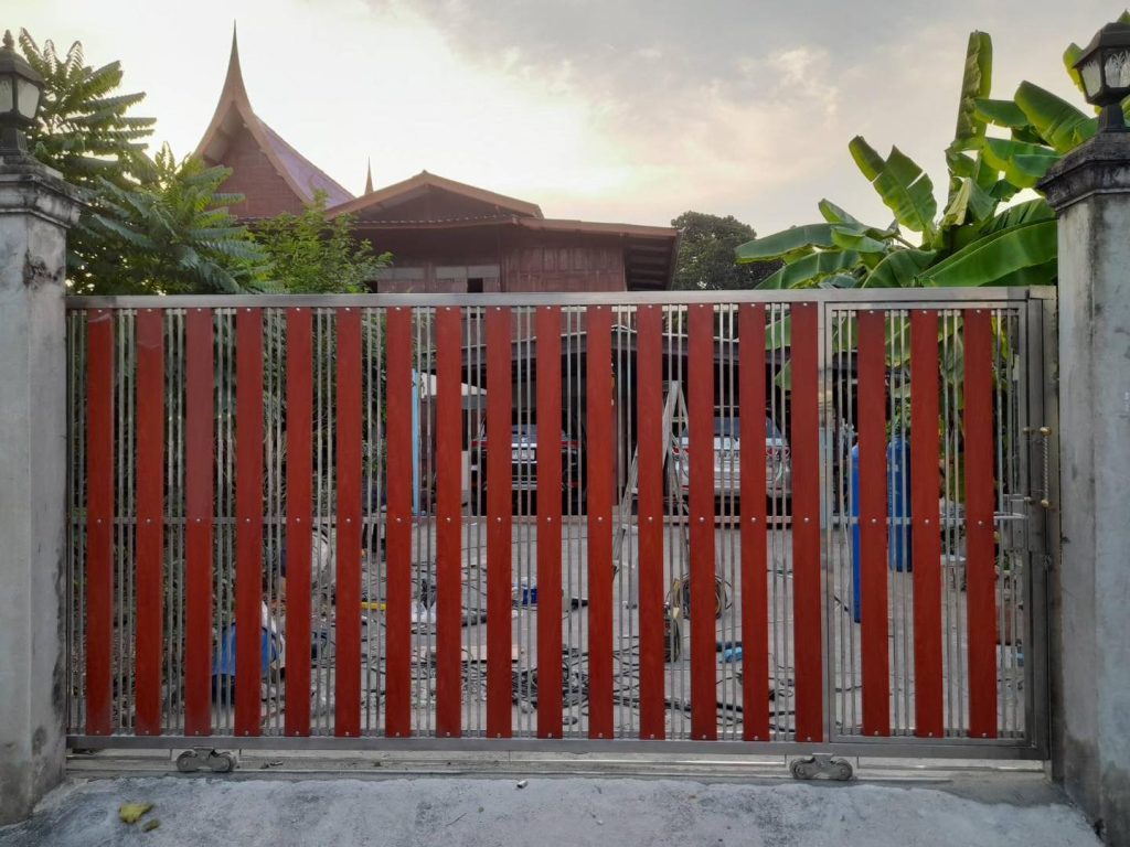 ประตูรั้วสแตนเลส